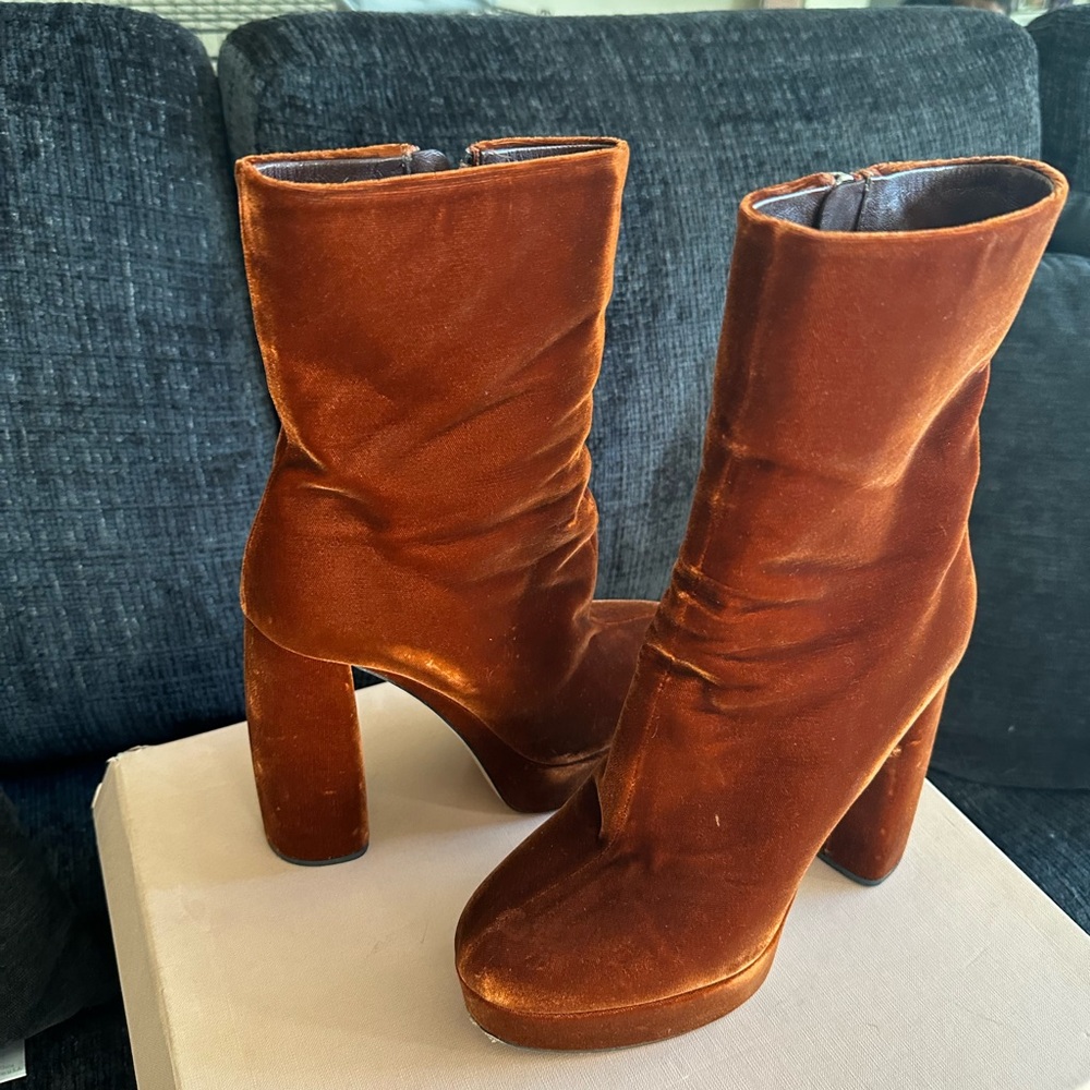 AUTHENTIC MIU MIU Platform Boots